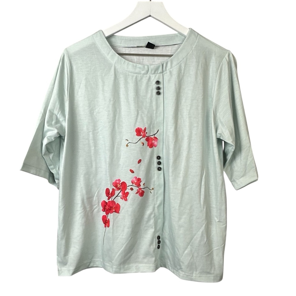 Amazon Light Mint Green Floral Button-Accent Blouse